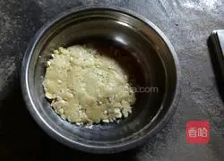 Illustration of how to make peanut cake 7