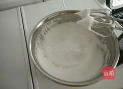 Illustration of how to make fruit cream cup cake 8