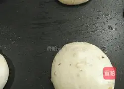 Illustration of how to make hot toast 4