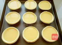 Illustration of how to make original egg tart (whole egg) 7