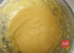 Illustration of how to make cup chiffon cake 3