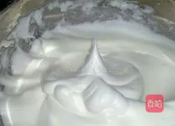 Matcha Chiffon Cake Recipe Illustration 5