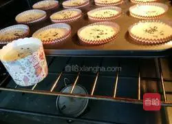 Illustration of how to make sponge cake (whole egg version) 12