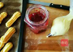 Illustration of how to make éclairs 17