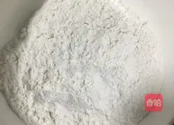 Illustration of how to make egg biscuits with electric baking pan 3