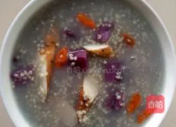 Illustration of how to make purple sweet potato and yam porridge 6