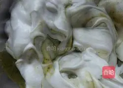 Illustration of how to make eight-inch matcha chiffon cake 9