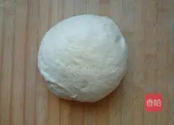 Low-fat, sugar-free milk and salt soda crackers (30 7