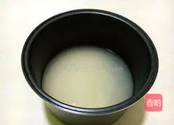 Illustration of how to make glutinous rice and pumpkin porridge 3