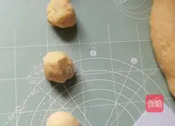 Illustration of how to make sandwich waffles 7