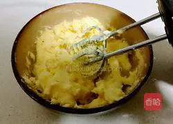 Illustration of how to make braided biscuits with strawberry jam filling 5