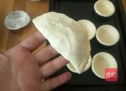 Illustration of how to make mini red bean pie 7