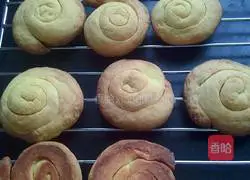 Illustration of how to make milk biscuits 7