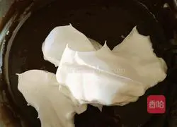 Cocoa Chiffon Cake Recipe Illustration 9