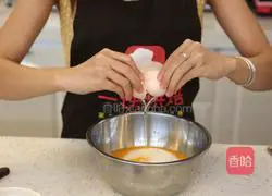 A must-have for Halloween - Pumpkin Coconut Pie Recipe Illustration 8