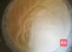 Illustration of how to make kiwi mousse cup 3