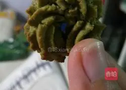 Illustration of how to make matcha cookies 5