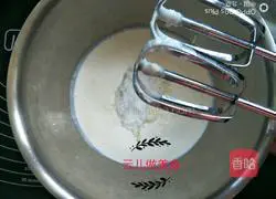 Illustration of how to make ice cream matcha mousse 8