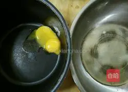 Illustration of making finger biscuits 2