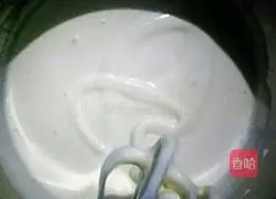 Illustration of how to make water-free and oil-free soft cakes 3