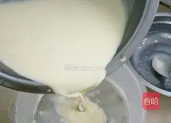  Illustration of how to make yogurt fruit tart 5