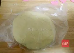Illustration of how to make Chinese Valentine's Day love ring cookies 8