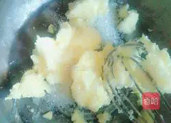 Illustration of how to make milk biscuits 2