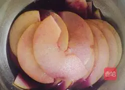 Rouge Apple Tart Recipe Illustration 3