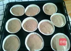 Red Velvet Chiffon Cupcake Recipe Illustration 14