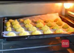 Cream Puffs (New Year Dessert) Illustration 7