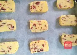Illustration of how to make cranberry cookies 10