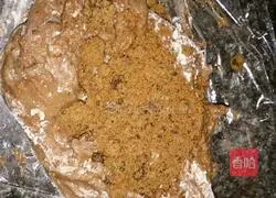 Illustration of how to make Haakon pie (traditional iron plate version of Haakon cake) 7