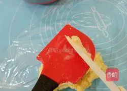 Illustration of how to make sweet lemon cookies 12