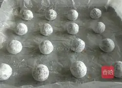 Cracked Chocolate Cookies Recipe Illustration 11