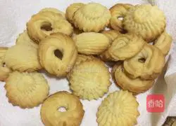 Illustration of how to make blue canned soufflé cookies 9