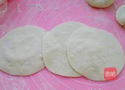 Illustration of how to make bean paste buns 12