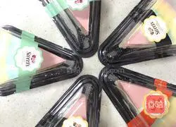 Illustration of how to make rainbow cheese mousse cake 19