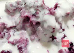 Illustration of how to make purple sweet potato with yogurt 7