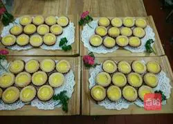 Illustration of how to make puff pastry egg tarts 13