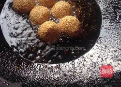 Illustration of how to make bean paste and sesame balls 6
