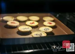 Illustration of how to make delicious fruit tarts 7