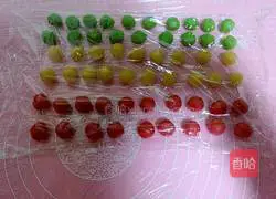 Illustration of how to make Guahu biscuits 11