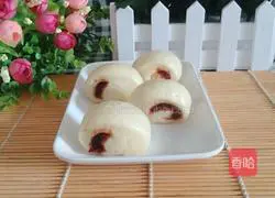 Illustration of how to make bean paste steamed buns 10