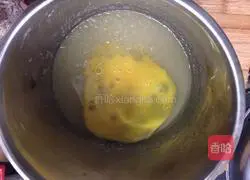 Illustration of how to make walnut cake 3