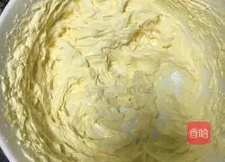 Illustration of how to make duck egg cookies 4