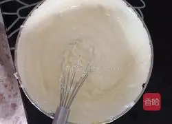 Illustration of how to make eight-inch chiffon cake 7