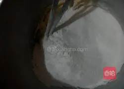 Illustration of how to make purple marble cookies 7