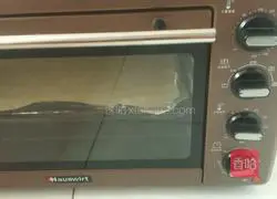 Illustration of how to make chiffon cake 6