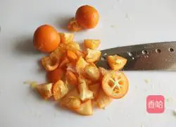 Illustration of how to make egg tarts (kumquats and raisins) 6