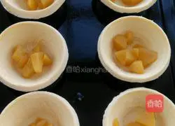 Yellow peach pulp sandwich egg tart recipe 7
